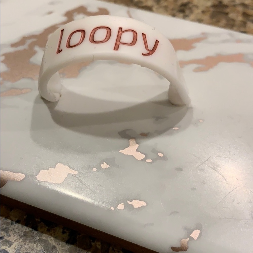 Loopy Case - Picture 2 of 4